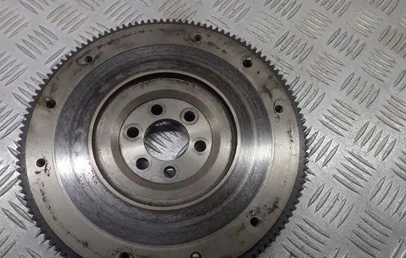 Volkswagen Golf V Flywheel