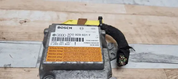 Volkswagen Touareg I Airbag control unit/module 3D0909601F 0285001800