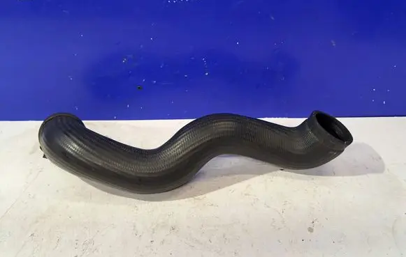 Volvo V70 Intercooler hose/pipe 30645937