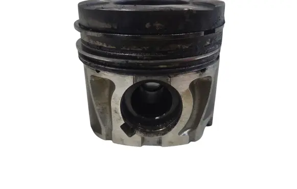 Opel Zafira B Piston 