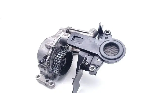 Volvo XC90 Oil pump 32137248 31430929
