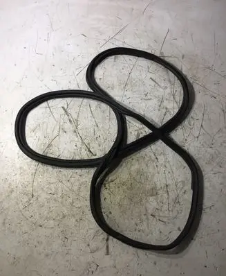 Land Rover Range Rover L405 Engine compartment rubber 