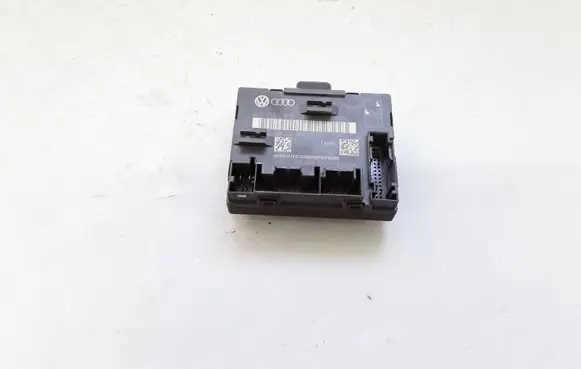 Audi A4 S4 B8 8K Door control unit/module 8K0959792E 2901090001015F