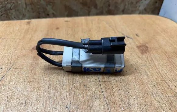 Toyota Yaris Coolant fan relay 2468107970