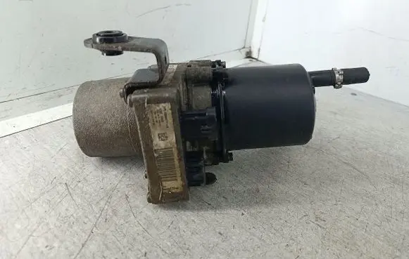 Citroen C4 I Power steering pump A5094111K