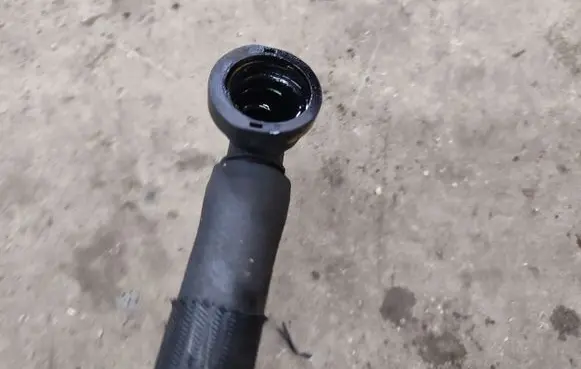 Citroen C4 I Picasso Engine coolant pipe/hose