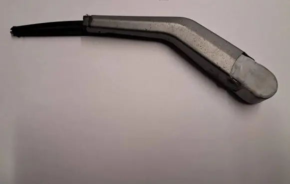Mercedes-Benz S W126 Front wiper linkage and motor 1268204544