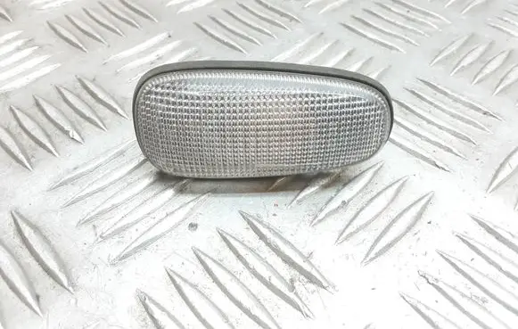 Opel Astra G Front fender indicator light 90560403
