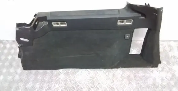 Volvo V70 Trunk/boot lower side trim panel 39882908