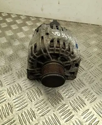 Renault Megane III Generator/alternator 231000027R