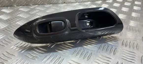 Nissan Juke I F15 Electric window control switch 829601KA2A