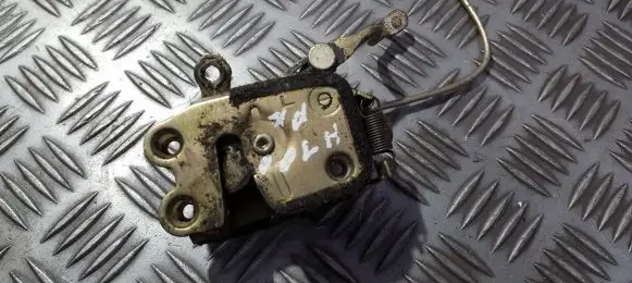 Hyundai H-100 Front door lock