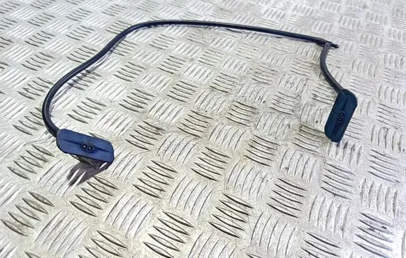Opel Crossland X Windshield washer spray nozzle 13478269
