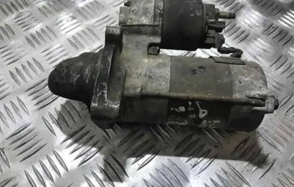 BMW 5 E39 Starter motor