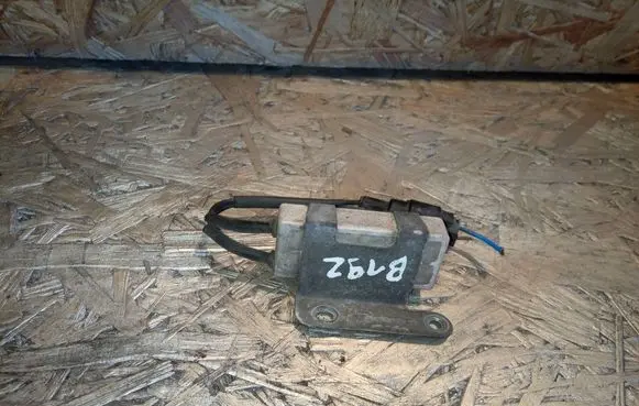 Toyota Yaris Coolant fan relay 2468106110b