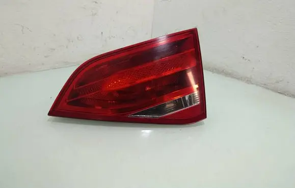 Audi A4 S4 B8 8K Tailgate rear/tail lights 166974