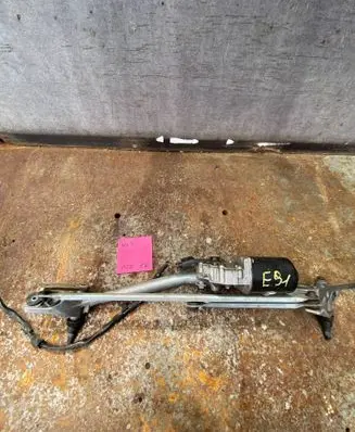 BMW 3 E90 E91 Front wiper linkage and motor 404959 4016C 6978263