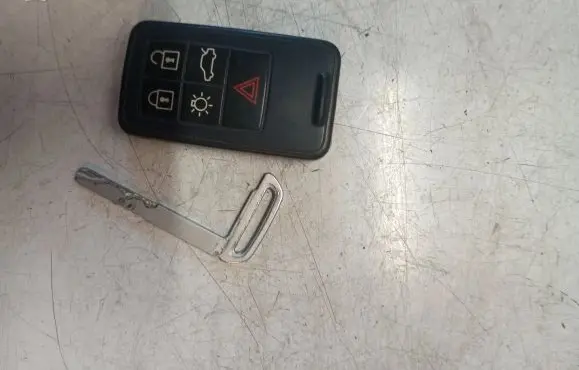 Volvo V60 Ignition key/card 30659607