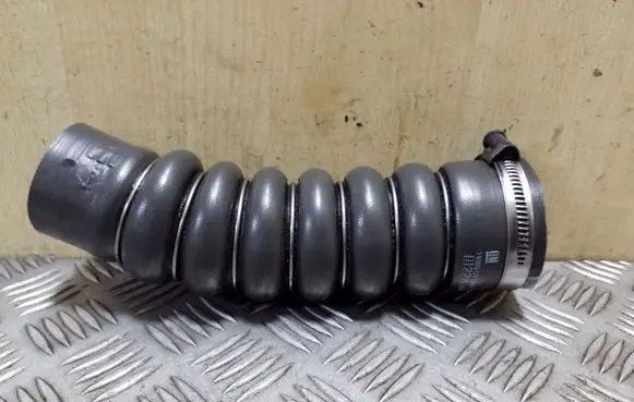 Opel Antara Intercooler hose/pipe