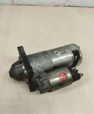 Opel Zafira B Starter motor CST35172AS