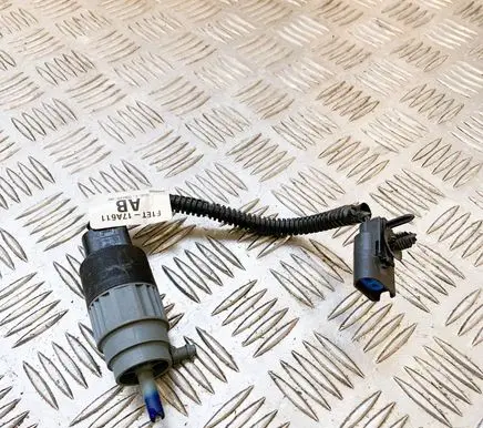 Ford Focus Windscreen/windshield washer pump 6M2113K082AB F1ET17A611AB