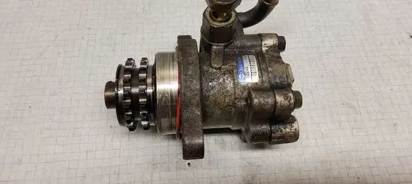 Nissan Almera N16 Power steering pump 02188051