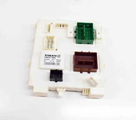 Volvo XC40 Central body control module 32268107AB 20700965