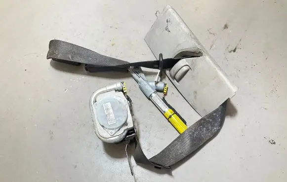 Opel Insignia A Front seatbelt 306302399F 5056C991BK