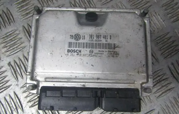 Volkswagen PASSAT B5.5 Engine control unit/module 3B1907401B 0281010447