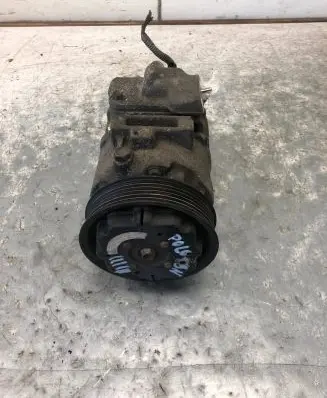 Volkswagen Polo Air conditioning (A/C) compressor (pump) 6Q0820803D