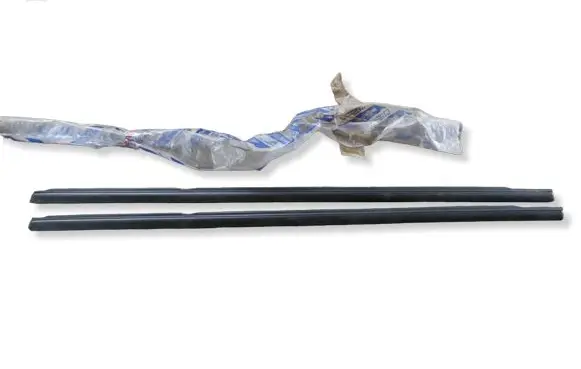 Fiat Marea Front door glass trim molding 46538630