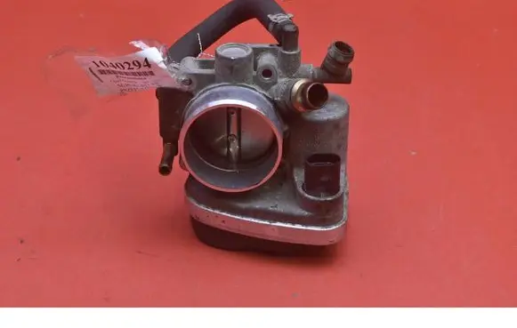 Opel Vectra C Throttle body valve 55562380