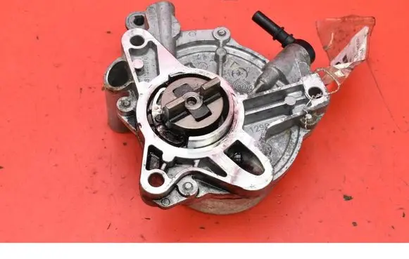 Citroen C5 Vacuum pump 9673836180