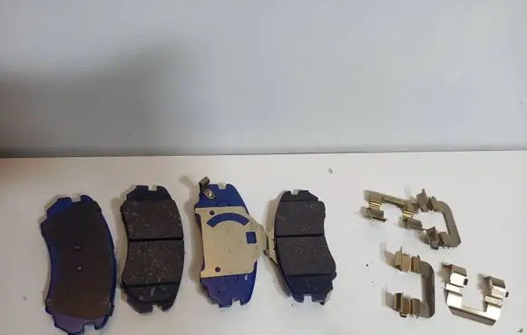 Hyundai i40 Brake pads (front) 581012CA20 HYUNDAI I10 I40 IX35 KIA CARENS SPORTAGE