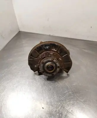 Volkswagen Touran II Front wheel hub spindle knuckle