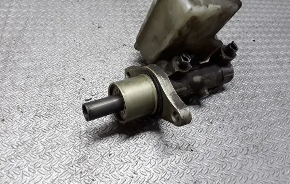Ford C-MAX I Master brake cylinder 03350886401