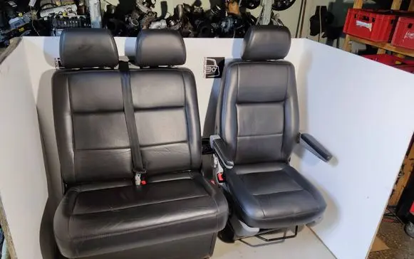 Volkswagen Transporter - Caravelle T5 Front driver seat 7H0881303E