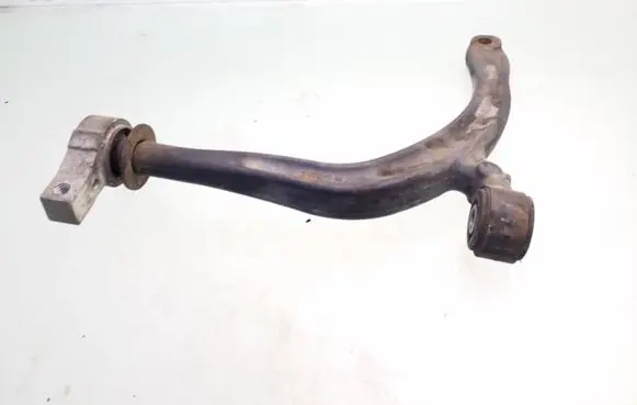 Front lower control arm/wishbone