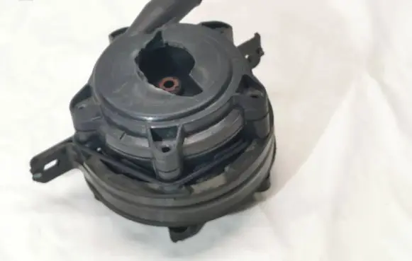 Chevrolet Volt II Electric auxiliary coolant/water pump 13597901 180127084054 12402200201