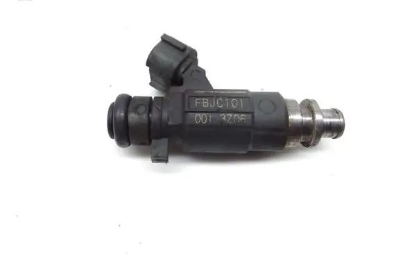Subaru Legacy Fuel injector
