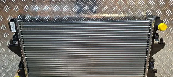 Coolant radiator