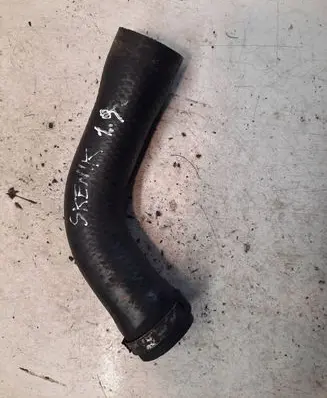 Renault Scenic I Engine coolant pipe/hose 8200033682