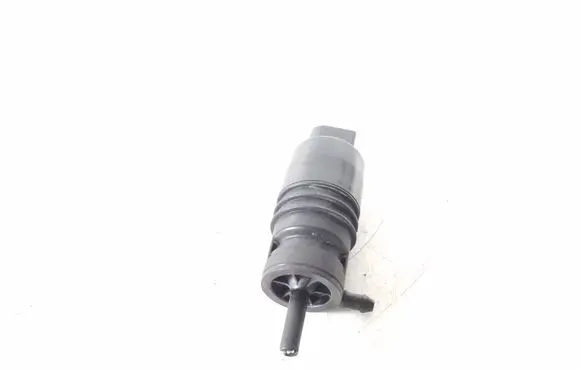 Mercedes-Benz C W204 Windscreen/windshield washer pump 2218690121