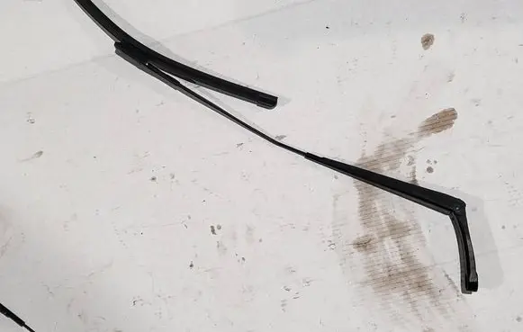 Audi Q5 SQ5 Front wiper blade arm 8R1955408B