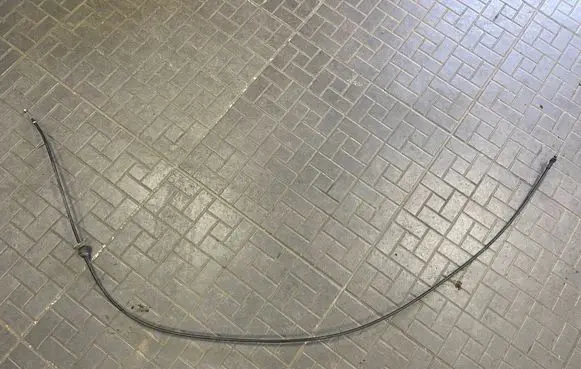 Engine bonnet/hood lock release cable