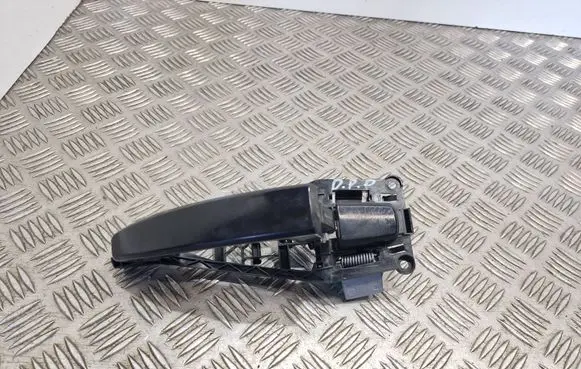 Opel Zafira B Front door exterior handle