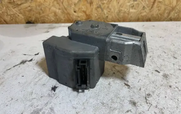BMW 7 E65 E66 Outside/exterior temperature sensor 6015588110401101