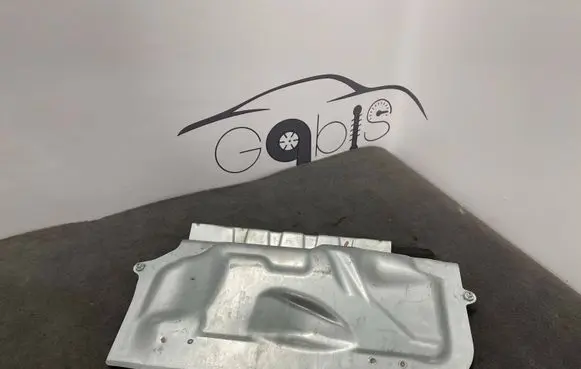 Volvo S90, V90 Heat shield in engine bay 31353774 C83FD