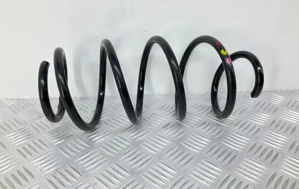 Volkswagen Touran II Front coil spring
