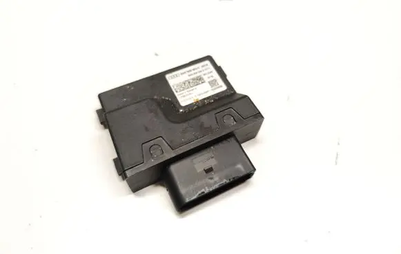 Audi A4 S4 B9 Fuel injection pump control unit/module 8W0906093D